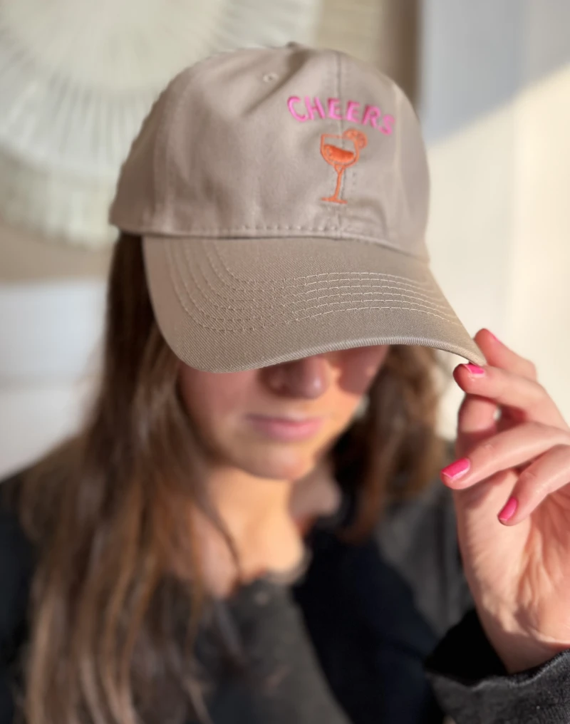 Cap-Cheers