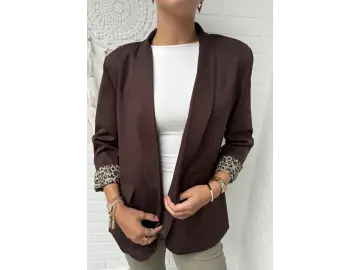 Blazer-Leodetail