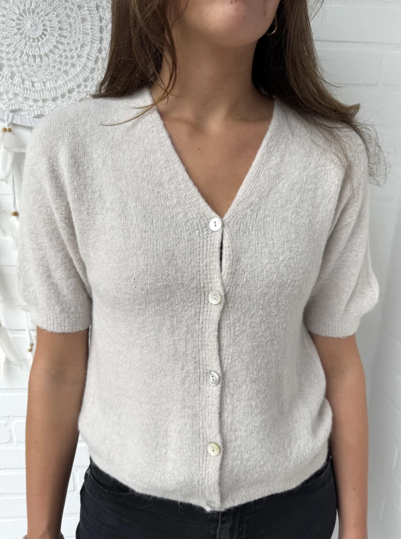 Cardigan-V-Rosalie