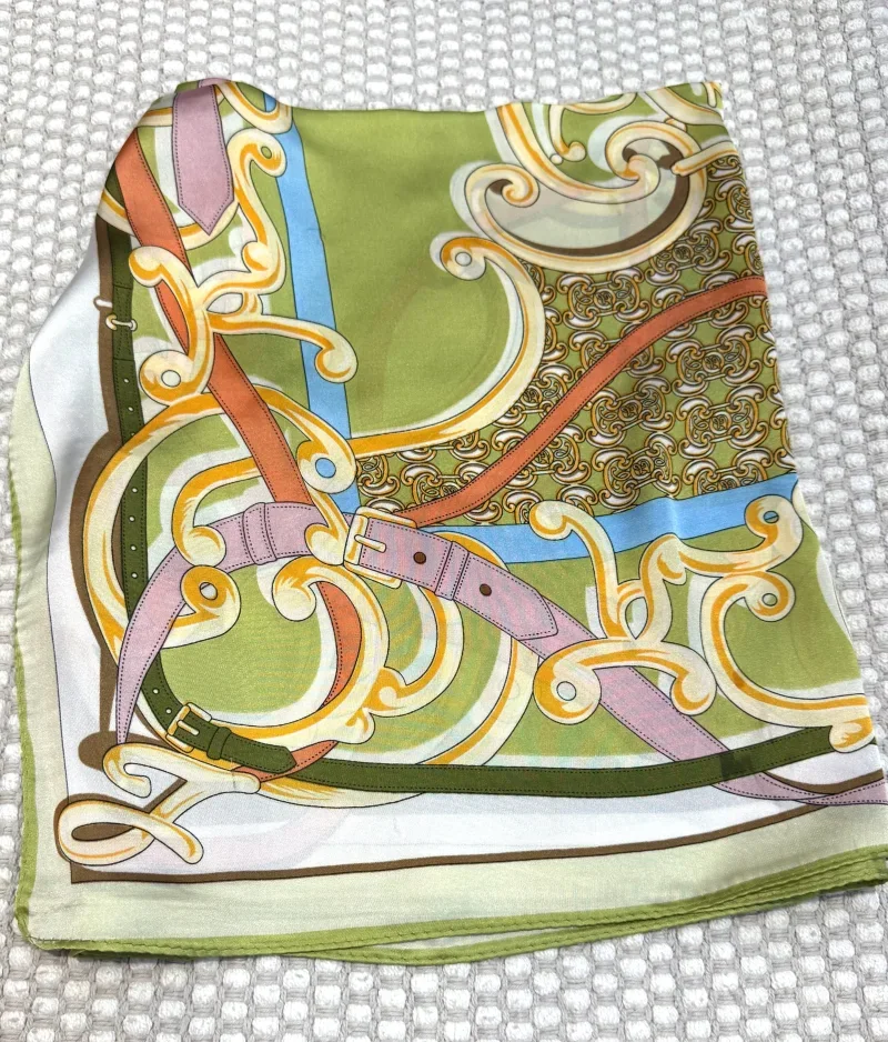 Tuch-Nikki Tuch-Nikki