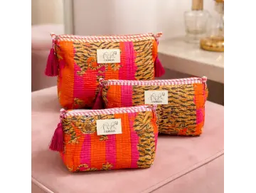 Clutch/Make up bag