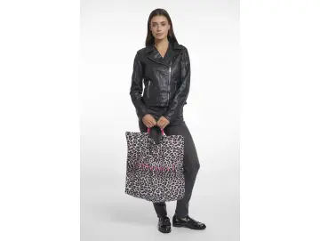 Shopper