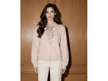 Cardigan-Classic Schleife