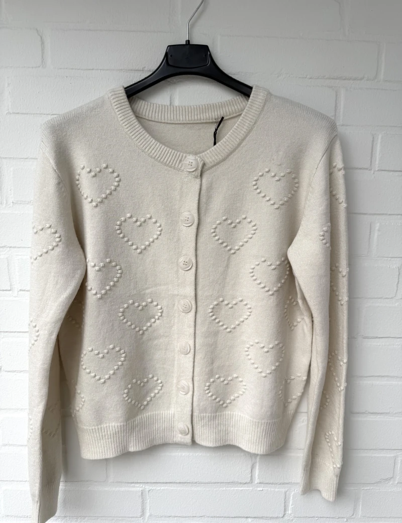 Cardigan-Heart