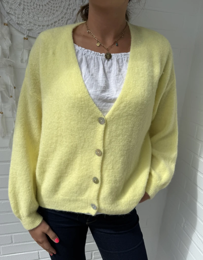 Cardigan-Itza