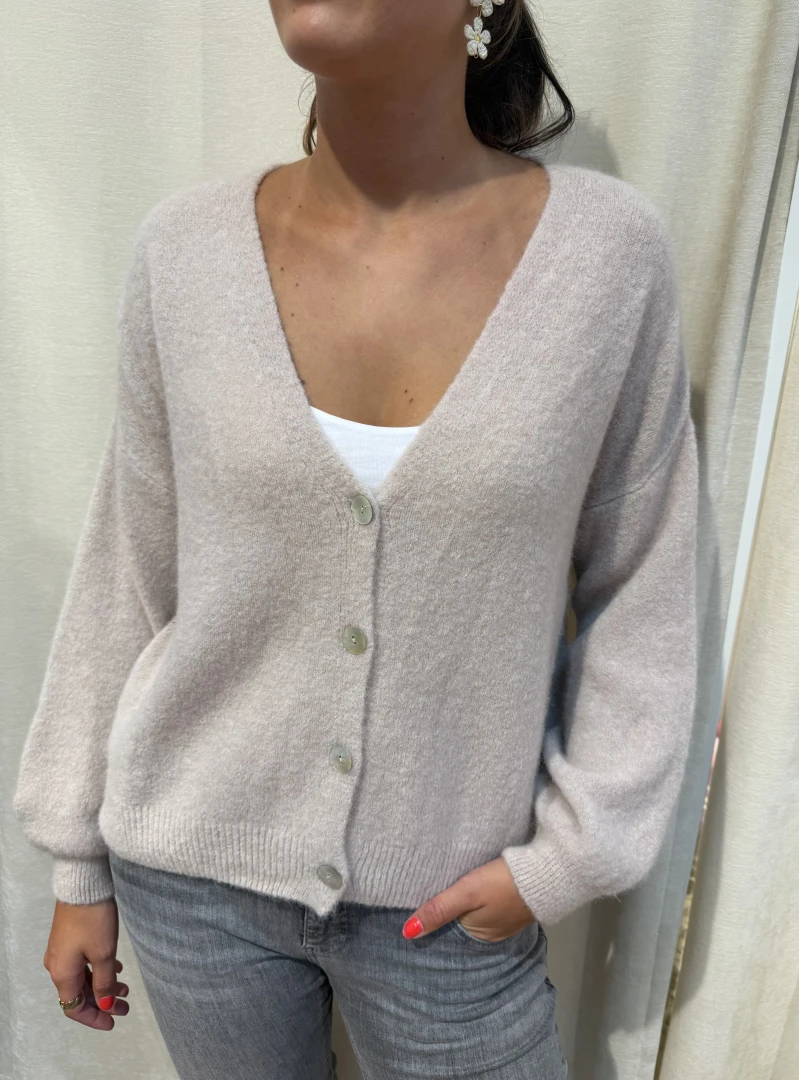Cardigan-Itza