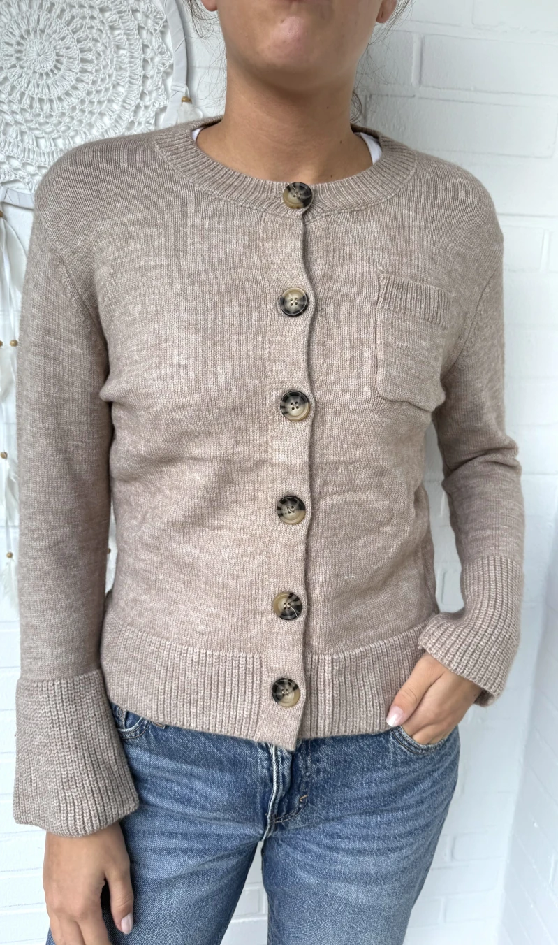 Cardigan-Lena short