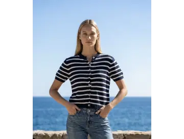 Cardigan-Stripe Summer