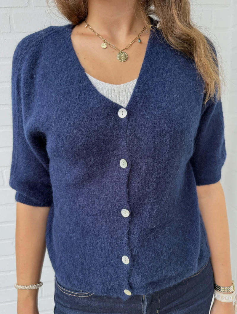 Cardigan-V-Classic halbarm