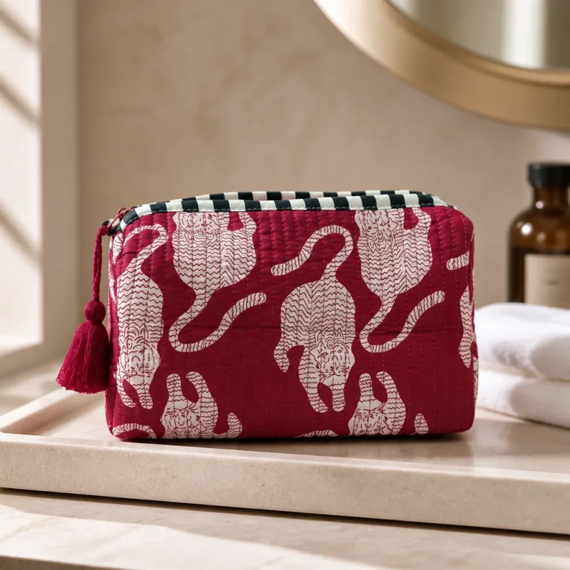 Clutch/Make up bag