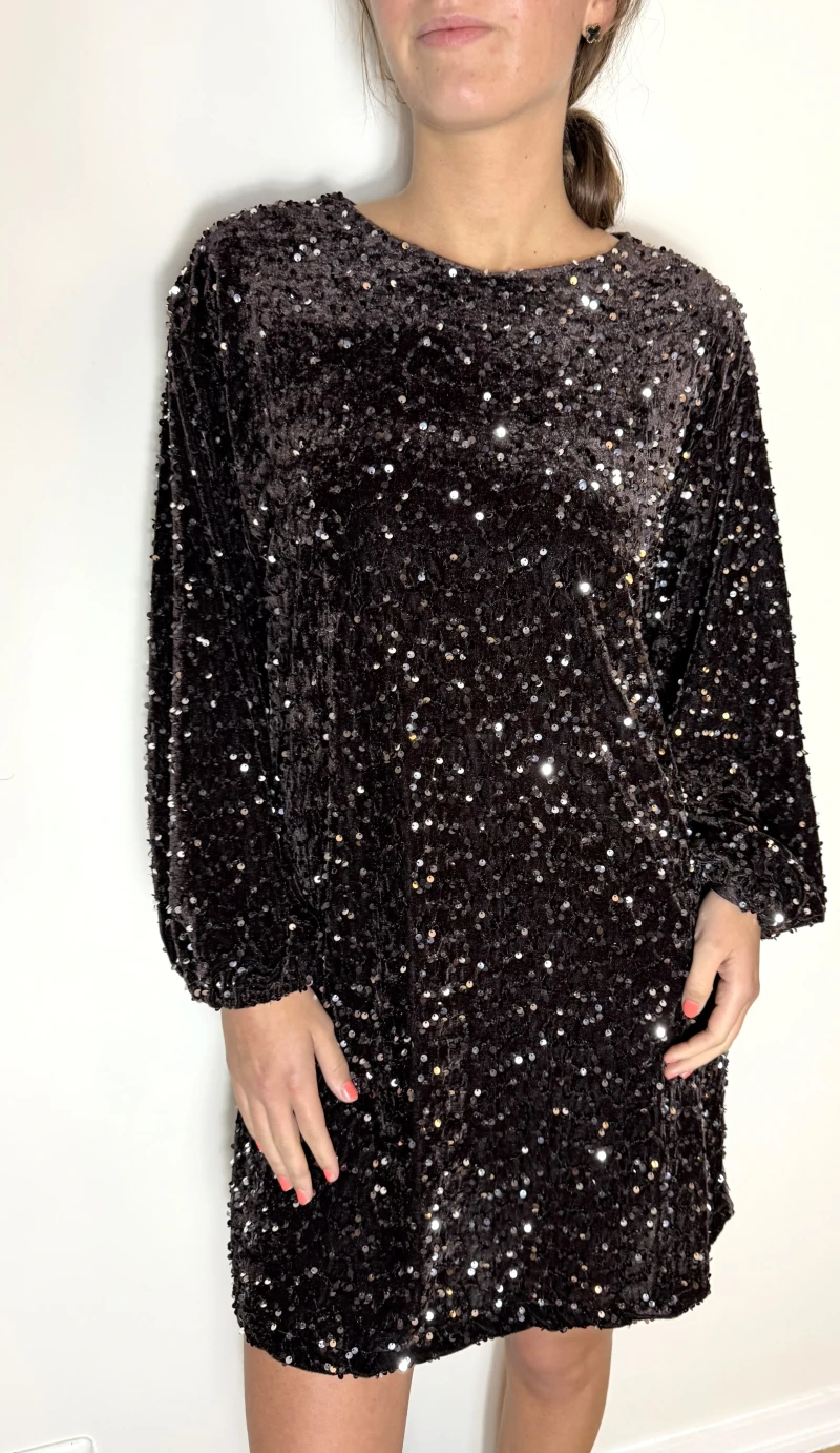 Kleid-Pailletten