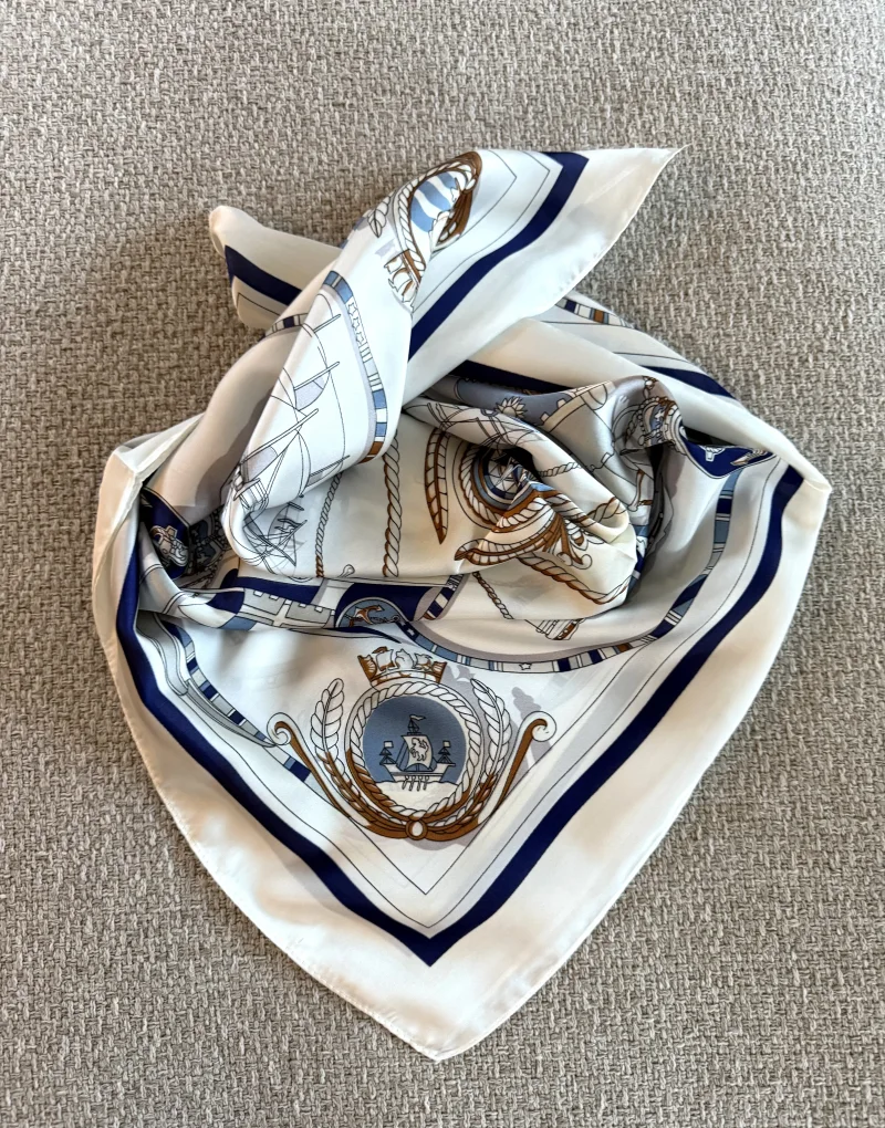 Tuch-Nikki Tuch-Nikki