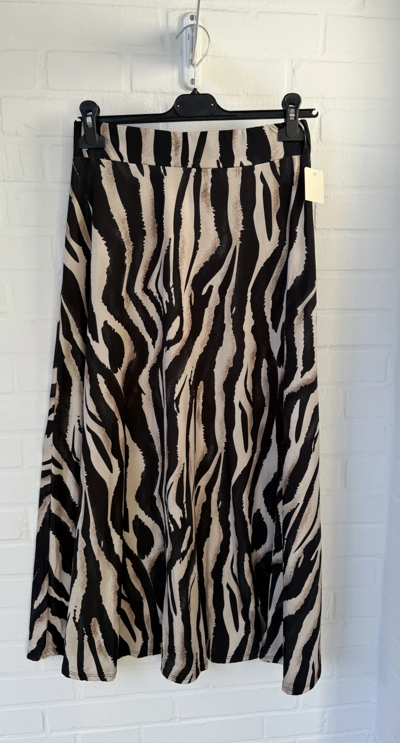 Rock-Comfy Skirt